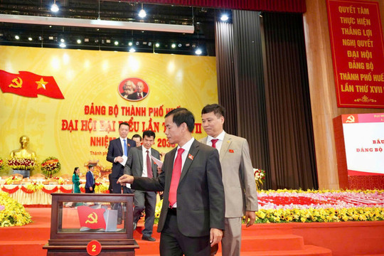Ông Nguyễn Văn Phương được bầu làm Bí thư Thành ủy Huế nhiệm kỳ 2025-2030