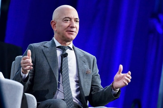 Ý tưởng của nhà sáng lập Amazon: Xây trung tâm dữ liệu ngoài vũ trụ