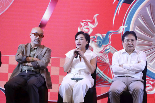 Giải thưởng Tinh Hoa Việt: 'Tuyên chiến' với sự lạm dụng AI trong sáng tạo