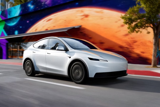 Tesla ra mắt Model Y và Model 3 'giá phải chăng' nhưng bị nhiều người chê đắt
