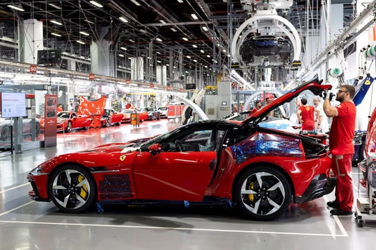 Ferrari hé lộ công nghệ cho siêu xe điện đầu tiên: Tốc độ 310 km/h, giá từ 500.000 euro