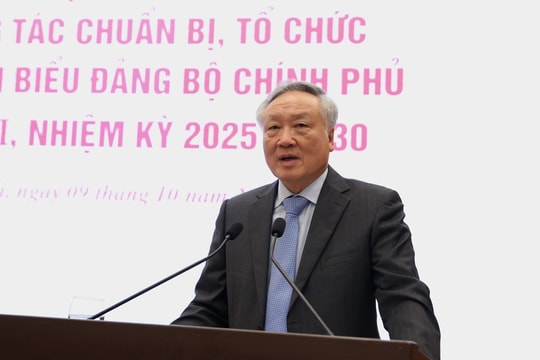 Phó thủ tướng Nguyễn Hòa Bình: Cách người dân đón nhận 100.000 dịp Quốc khánh rất xúc động!