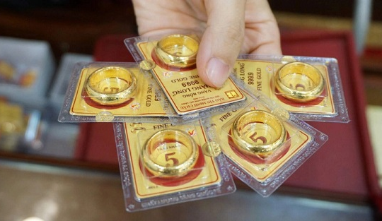 Giá vàng hôm nay 1/6: Bốc hơi 7 triệu/lượng sau 1 tháng, người mua vàng SJC cắt lỗ hay ôm tiếp?