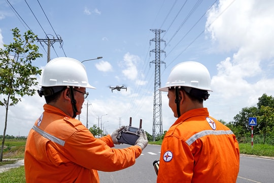 Tiên phong trong chuyển đổi số: EVNSPC bứt phá nâng cao hiệu quả sản xuất kinh doanh