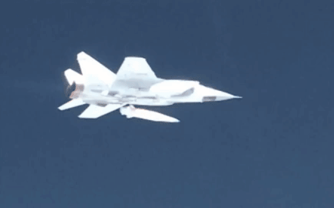 MiG-31I và Kinzhal: 'Bóng ma tốc độ' Mach 10 thách thức hệ thống Patriot tại Ukraine