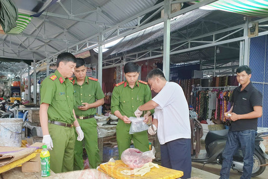 Thịt nhiễm dịch tả lợn châu Phi  nhưng có đóng dấu kiểm dịch