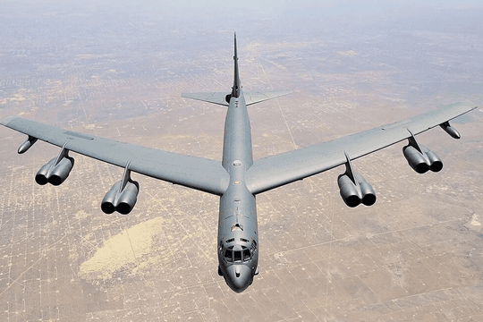 Tin vũ khí hôm nay 16.10: Oanh tạc cơ B-52 Mỹ bất ngờ xuất hiện trên bầu trời Caribe
