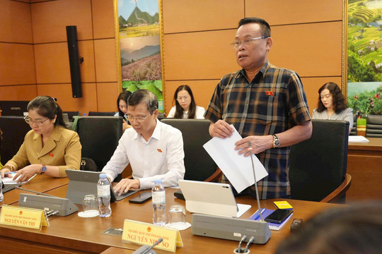 ĐBQH: Kinh tế tư nhân vẫn bị trói buộc, sóng đầu tư yếu ớt