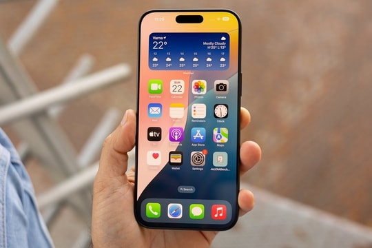 Tạo ra điểm ảnh nhỏ nhất thế giới, có thể thu màn hình iPhone 17 Pro Max xuống 2 milimet vuông