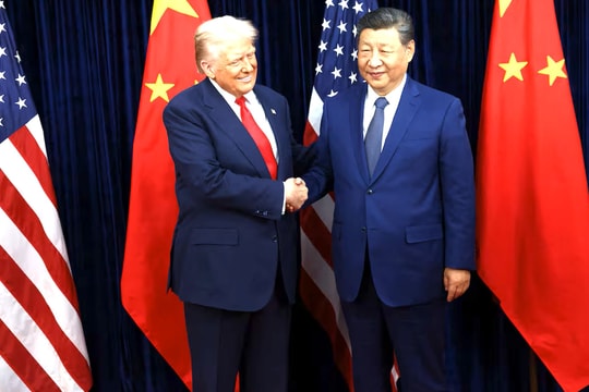 Ông Trump và Tập gặp mặt lần đầu sau 6 năm: Tín hiệu hạ nhiệt từ đất hiếm đến TikTok