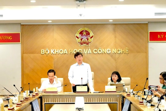 Hoàn thiện thể chế, khẳng định vai trò động lực tăng trưởng