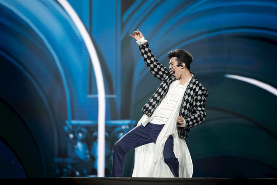 Giải mã lý do thế giới 'phát cuồng' trước giọng hát của Dimash Kudaibergen