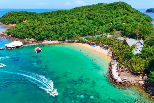 L’Azure Resort & Spa: Tận hưởng kỳ nghỉ bình yên tại hòn đảo đẹp nhất châu Á, top 3 thế giới