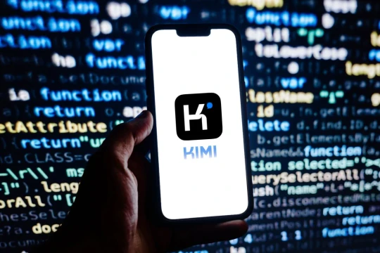 Kimi K2 Thinking vượt GPT-5 và Claude Sonnet 4.5, được ví là ‘khoảnh khắc DeepSeek’