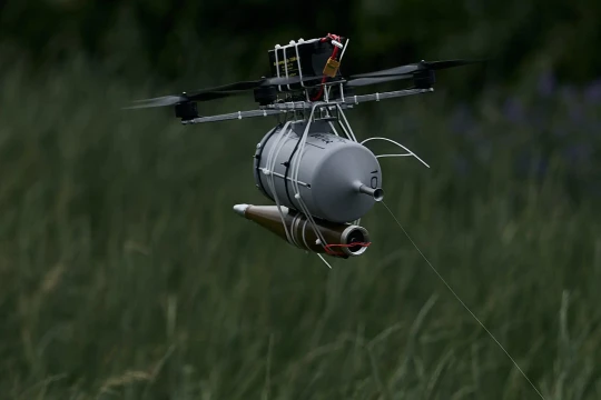 Drone cáp quang chống gây nhiễu của Nga bay xa 50 km, đe dọa hậu cần Ukraine