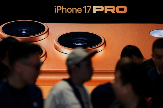 Doanh số iPhone ở Trung Quốc tăng mạnh, dù thị trường smartphone suy yếu