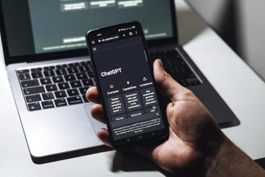 ChatGPT cập nhật tính năng mới để tránh 'dấu hiệu nhận diện AI'