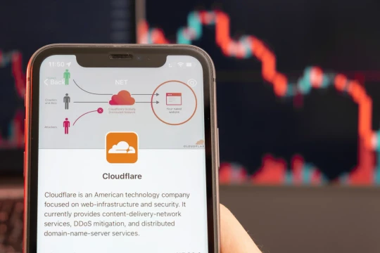 Cloudflare giữ vai trò gì mà khiến truy cập ChatGPT và nhiều website bị gián đoạn?