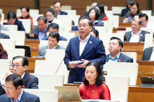 Một số trường đại học đang rất mạnh, sáp nhập xong kém đi