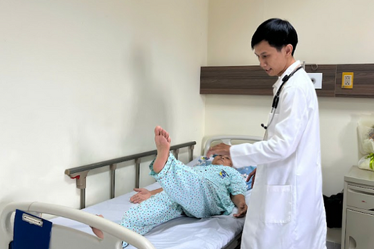 Cụ bà ở TP.HCM bị đột quỵ suýt chết, vì đưa nhầm nơi cấp cứu
