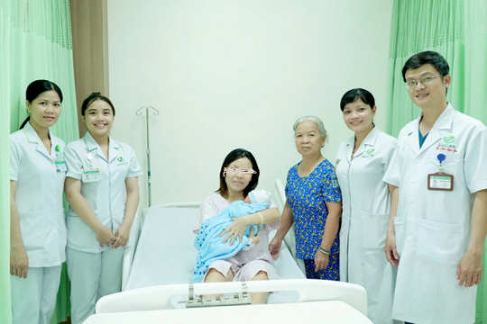 10 phút giành lại 2 mạng người: Ca vỡ tử cung cân não ở Bệnh viện 175