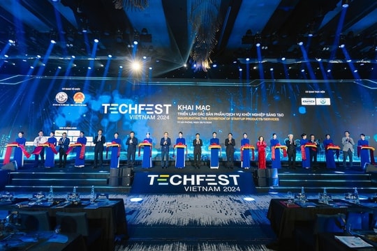 Techfest 2025 Đột phá mô hình: Đưa Khởi nghiệp sáng tạo ra phố đi bộ Hồ Gươm