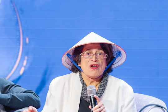 GS María Esperanza Martínez-Romero: Xây dựng đội ngũ nhà khoa học giỏi là khoản đầu tư quý giá!