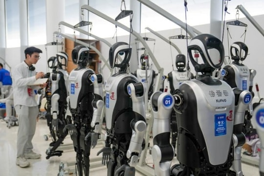 Nỗ lực ứng dụng robot hình người của Trung Quốc còn gặp trở ngại