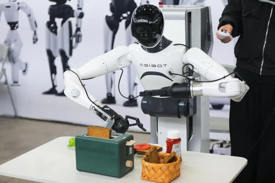 Cuộc đua robot hình người tại Trung Quốc: Giấc mơ và rào cản