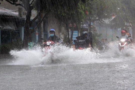 Thời tiết hôm nay 9.12: Miền Trung - Tây Nguyên mưa lớn cục bộ, nguy cơ sạt lở và lũ quét