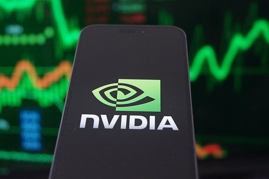 Nvidia ngừng xuất H200 sang Trung Quốc, dồn lực cho Vera Rubin