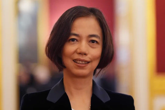 ‘Mẹ đẻ AI’: Bằng đại học mất dần giá trị, không tuyển kỹ sư chống AI