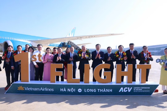 Hình ảnh sân bay Long Thành đón chuyến bay đầu tiên