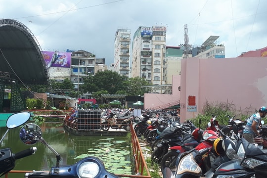 TP.HCM bố trí bãi giữ xe tạm phục vụ khách đi metro số 1