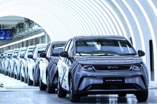 Xe điện Trung Quốc tìm cách ‘vượt biên’ trong năm 2026