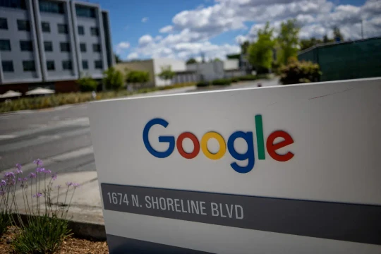 Google mất hàng loạt quản lý và nhà nghiên cứu AI năm 2025, Microsoft hưởng lợi