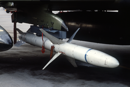 Tin vũ khí hôm nay 4.1: UAV Ukraine đang dần thay thế tên lửa Mỹ trên chiến trường