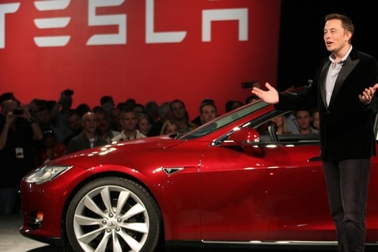 Tesla chính thức mất ngôi vương xe điện toàn cầu