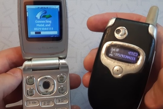 Motorola và Ericsson: Những kiệt tác cơ khí thời tiền cảm ứng