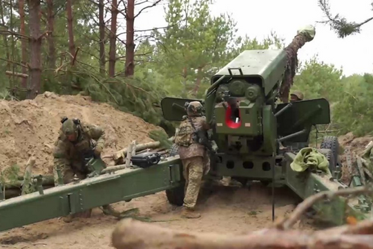 Tin vũ khí hôm nay 5.1: Pháo kéo lỗi thời, nhưng mở ra cơ hội mới cho Ukraine