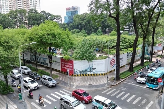 TP.HCM lấy 9 khu 'đất vàng' bỏ hoang làm công viên, vườn hoa dịp Tết