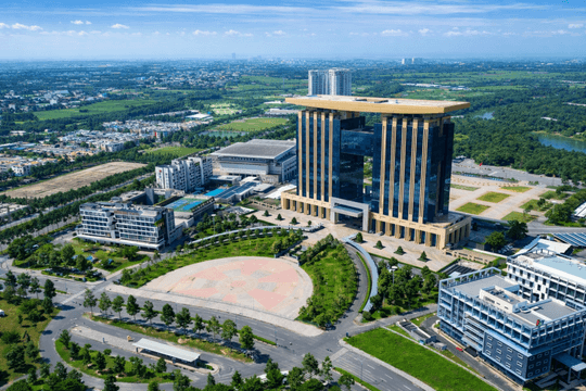 Hạt nhân khoa học công nghệ đặt giữa vùng sản xuất