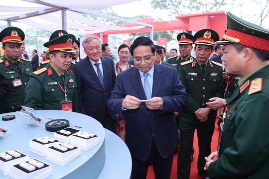 Nhà máy chế tạo chip và giấc mơ từ lắp ráp sang sáng tạo