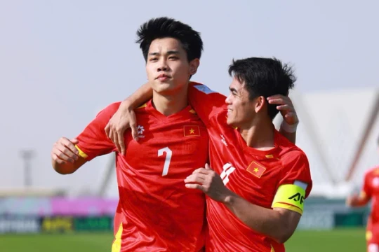 U23 Việt Nam vào bán kết: Đến lúc ‘nâng cấp’ bình luận để theo kịp đội tuyển