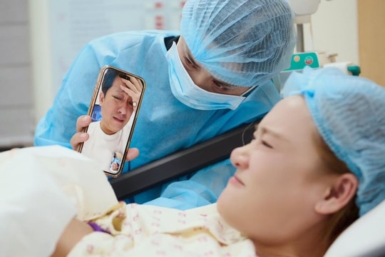 Vì sao Trường Giang bật khóc xin lỗi vợ?