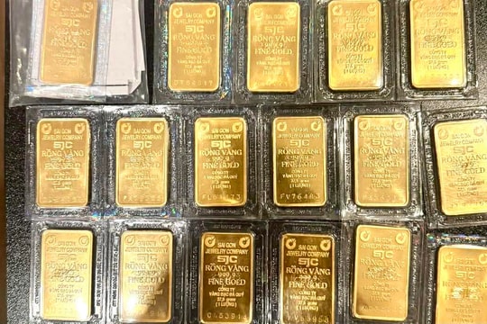 Giá vàng hôm nay 26.1: Một tuần tăng 12 triệu, vàng đang đắt đến 'nghẹt thở'