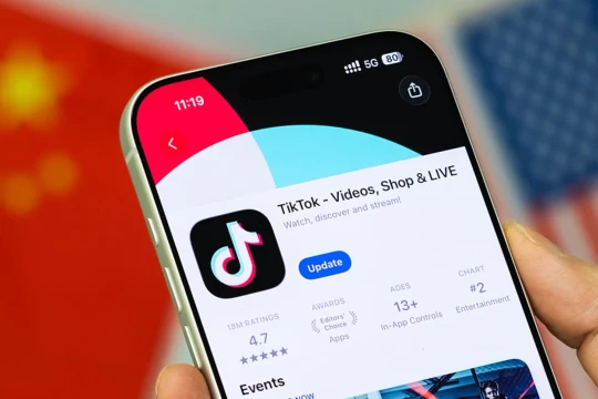 Số người xóa TikTok tăng cao vì sợ bị thu thập dữ liệu, lượt tải UpScrolled tăng hơn 10 lần