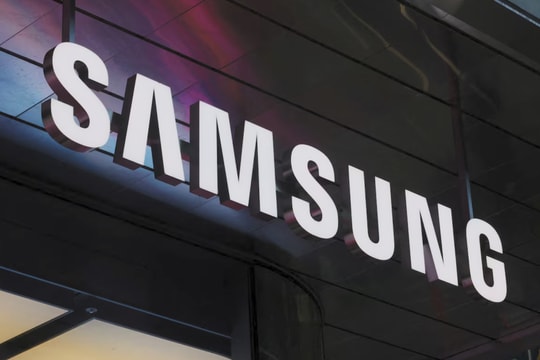 Samsung: Lợi nhuận tăng cao kỷ lục, nhu cầu smartphone sẽ suy yếu do giá tăng
