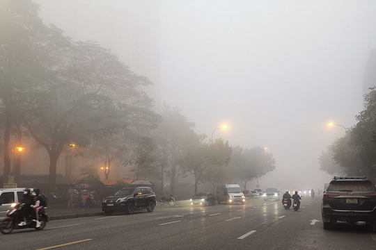 Thời tiết hôm nay 3.2: Miền Bắc rét buốt, sương mù bao phủ cao tốc