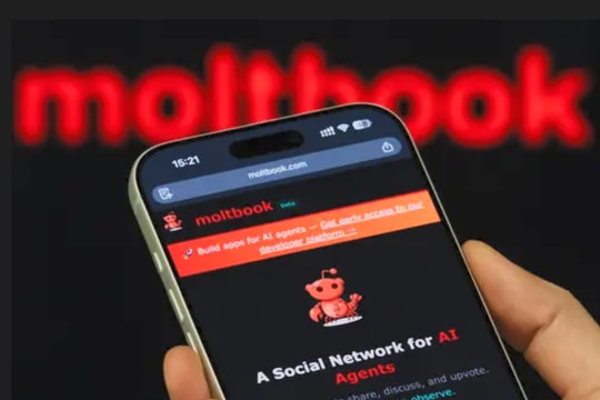 CEO Microsoft AI: Moltbook là ảo ảnh, không cho thấy AI sắp vượt trí tuệ con người